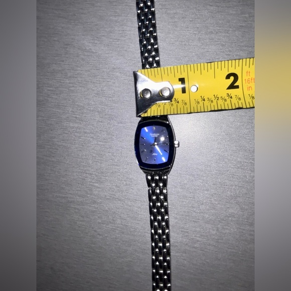 💜 Ladies Armitron Diamond Analog Watch - Picture 5 of 6